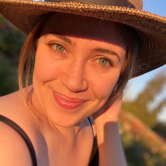 kimbakerbeauty